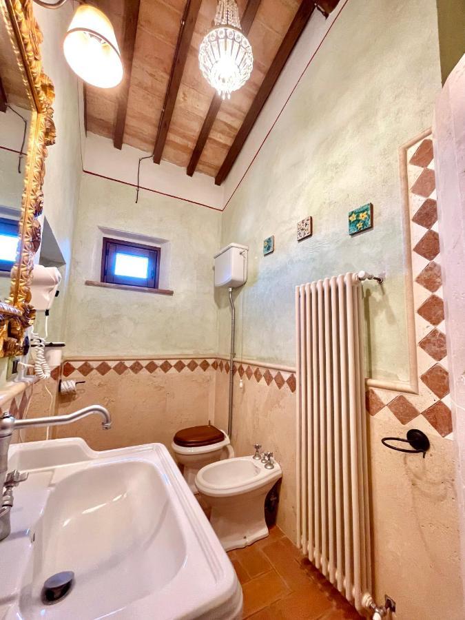 Casale Baldelli Apartments 카스틸리오네델라고 외부 사진